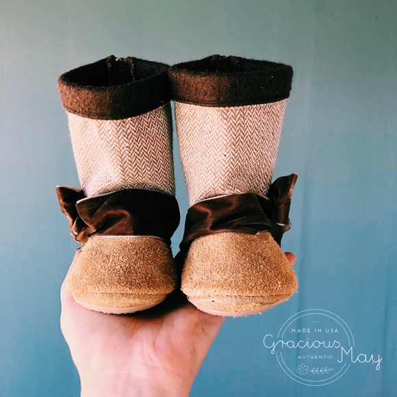 Gracious May Boots Suede Girls Size 5 6 7 10 Bow - Picture 2 of 4